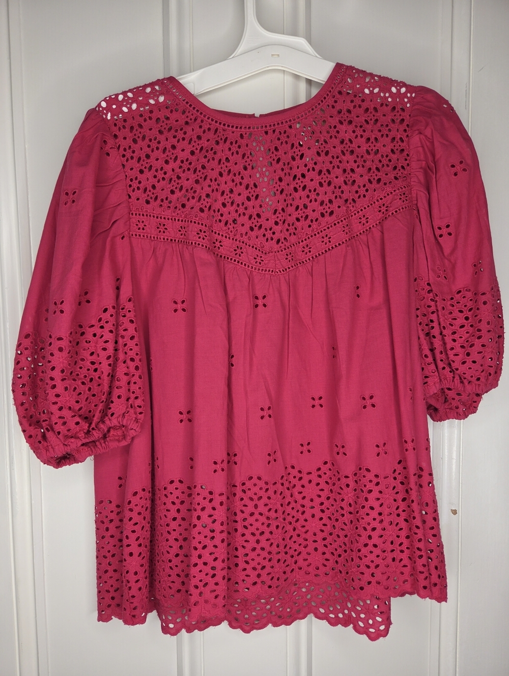 Fuchsia Eyelet Puff-Sleeve Blouse